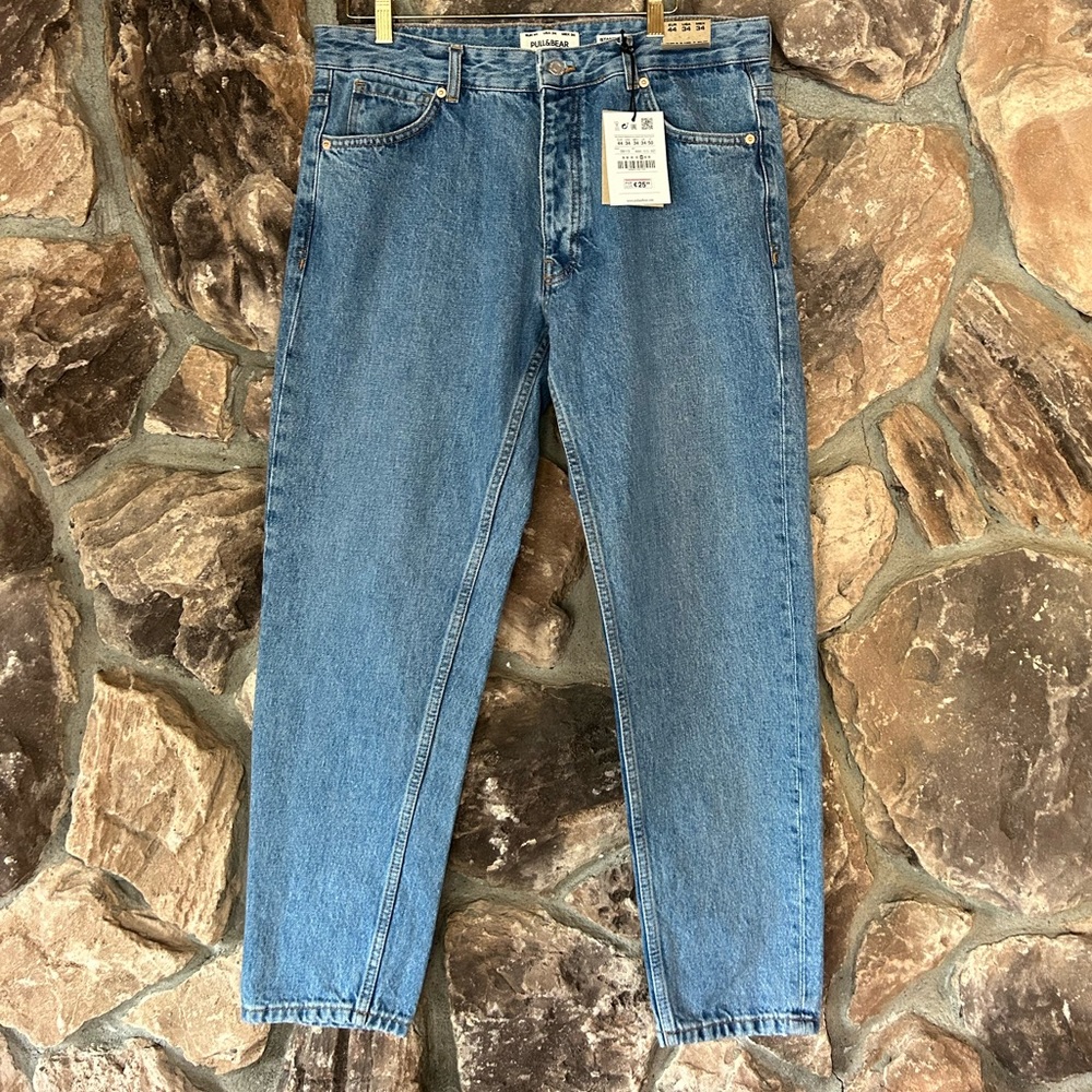 Brand new-never worn Pull&Bear Standard Jeans - size M 34USA/ EUR44 baggy style